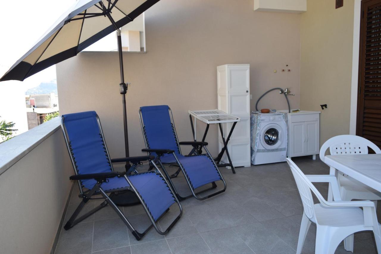 Casa Vacanze Lombardo Santa Teresa Di Riva Exterior photo