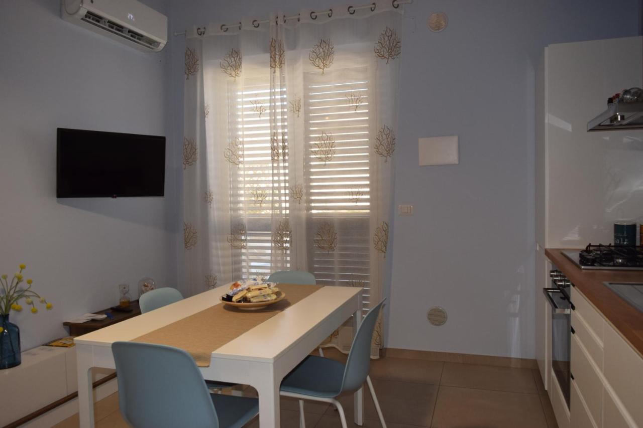 Casa Vacanze Lombardo Santa Teresa Di Riva Exterior photo