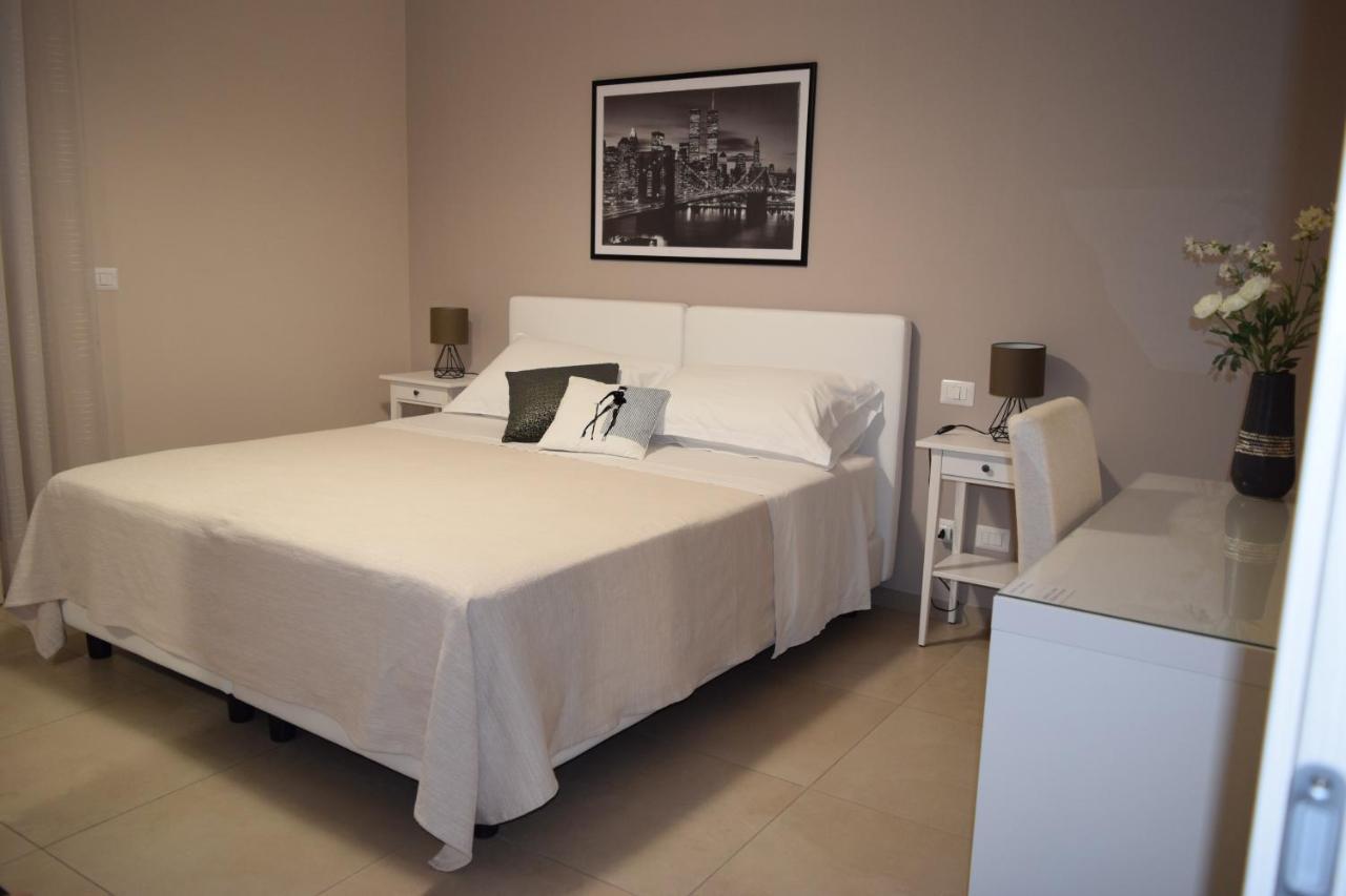 Casa Vacanze Lombardo Santa Teresa Di Riva Exterior photo
