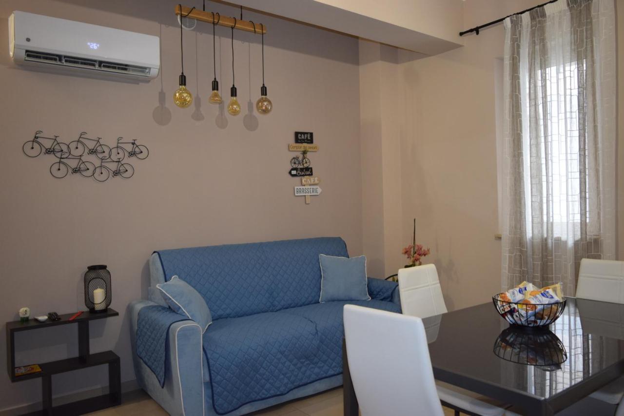 Casa Vacanze Lombardo Santa Teresa Di Riva Exterior photo